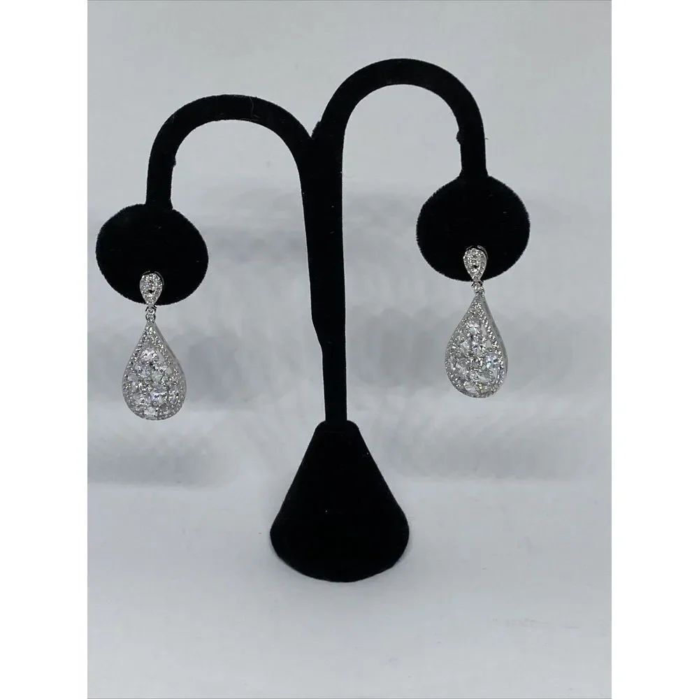 Eliot Danori DD1006RCG Crystal Teardrop Earrings Rhodium-Plated MSRP $60 NM348